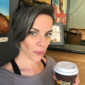Meet your Posher, Jenn